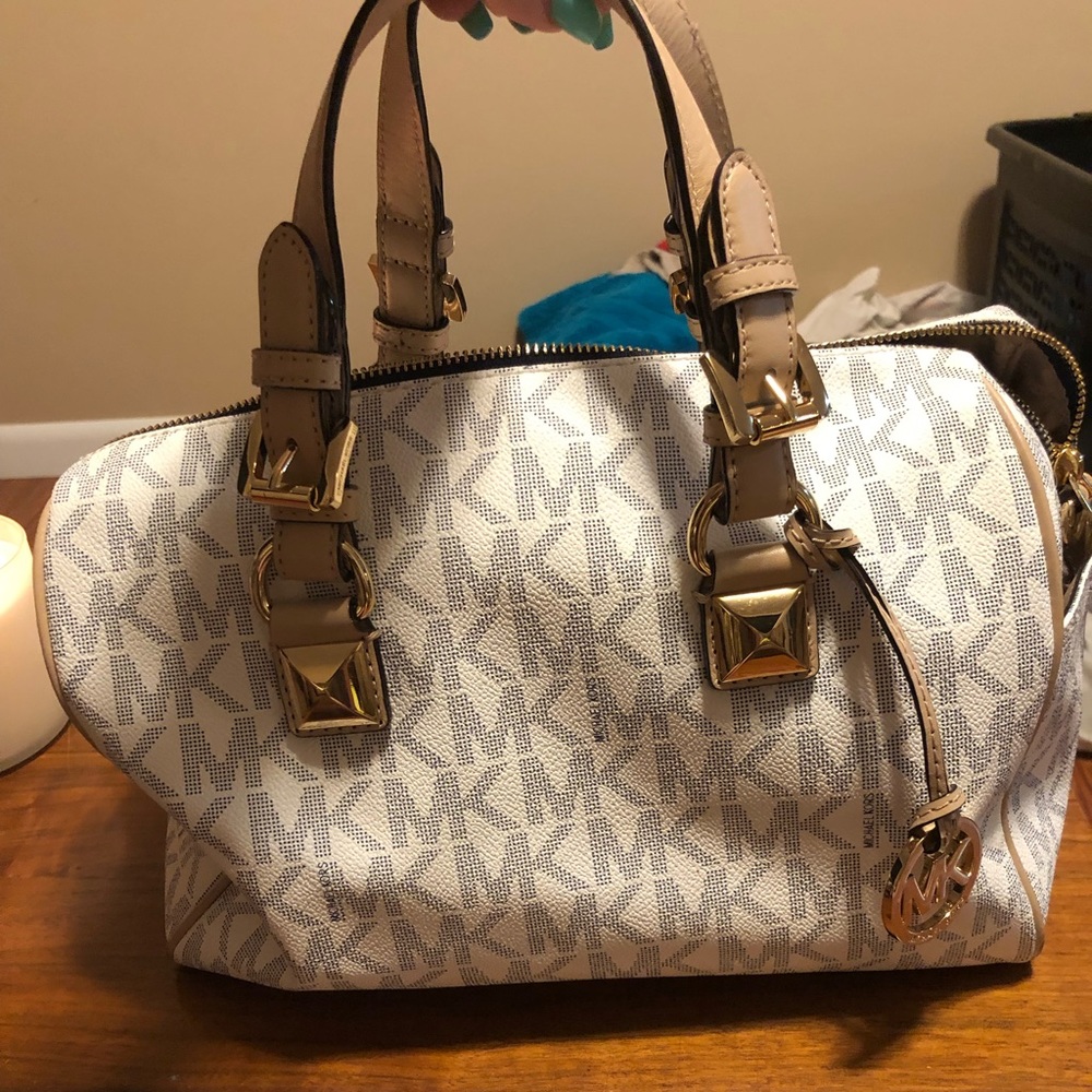Michael kors purse